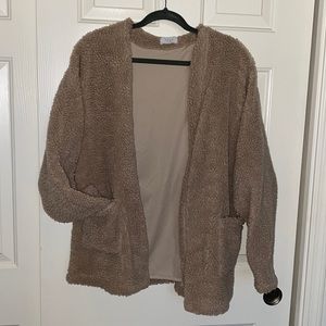Women’s medium beige jacket